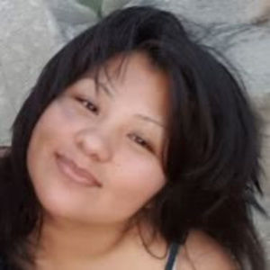 Meet your Posher, Leeann